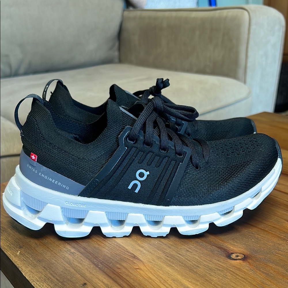 On Cloud swift 3 Running shoes